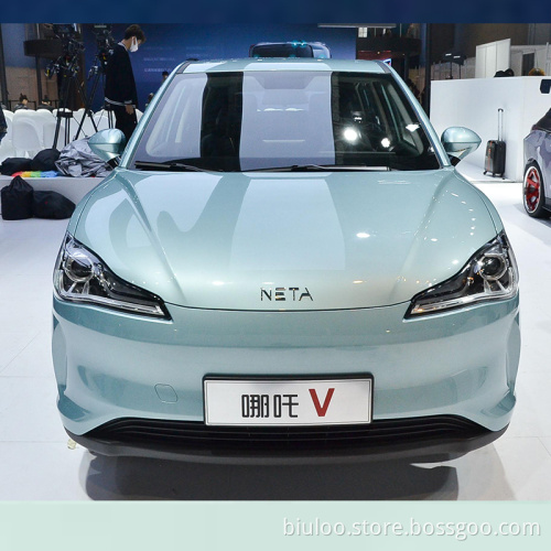 2022 Made in China Electric Cars  Trendy 400 Nezha V Electric Car Adult High Speed 5 Seats New Energy  electric cars